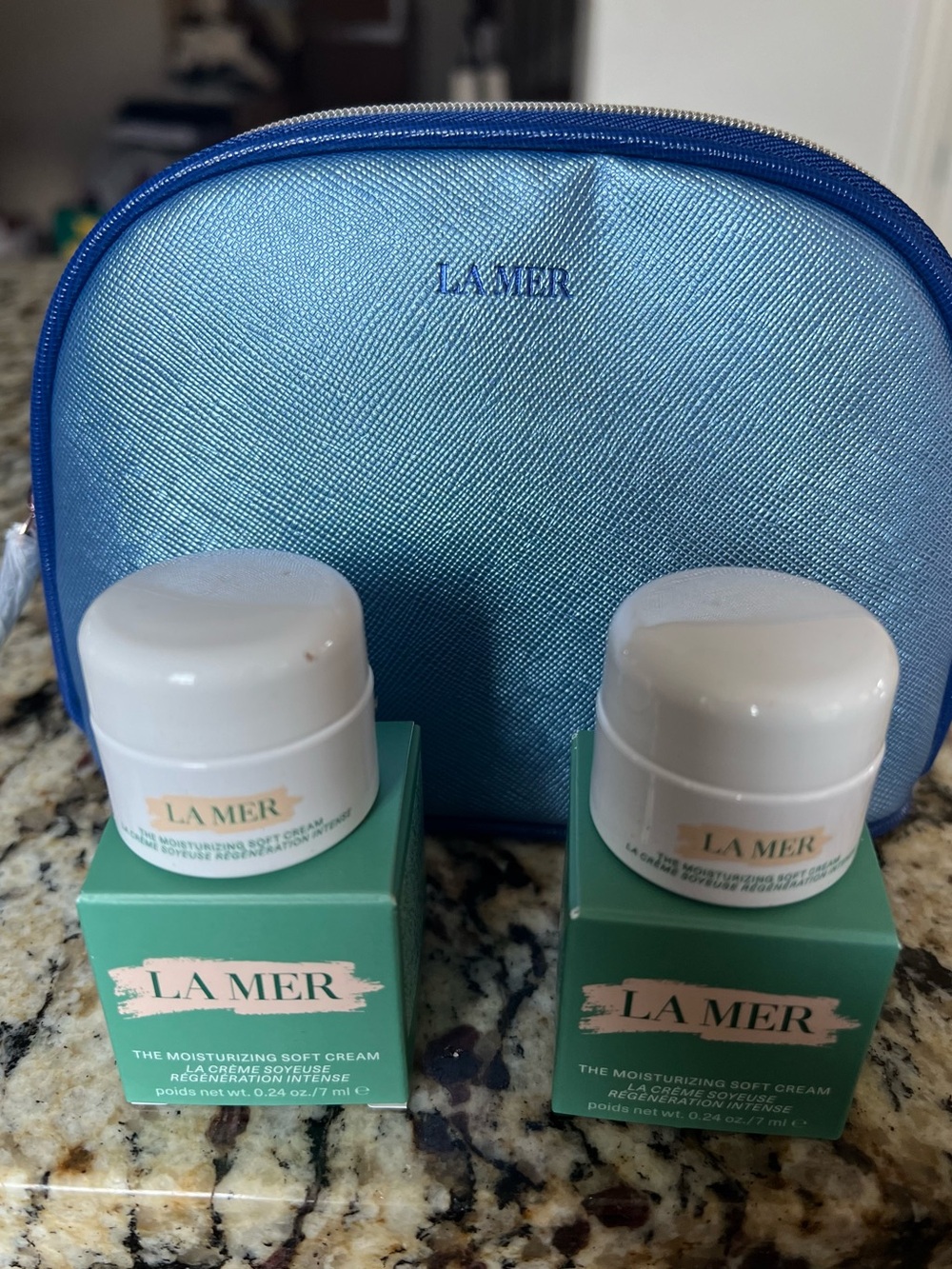 NIB La Mer Moisturizing Soft Cream Duo with Cosmetics Bag